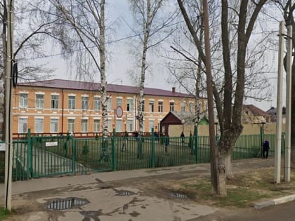 В ближайшее время в здании начнется капитальный ремонт в рамках национального проекта «Образование». При поддержке главы области Максима Егорова это учебное заведение включили в пе