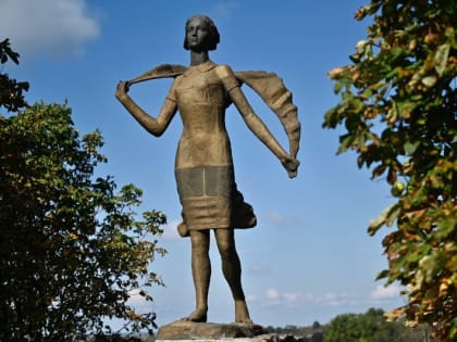 В Тамбовской области выпустили конверт с оригинальной маркой к столетию со дня рождения Зои Космодемьянской