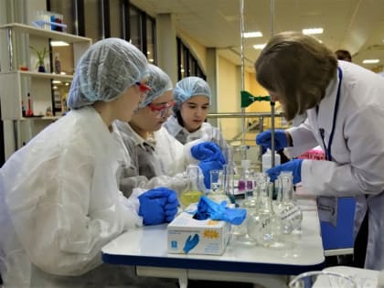 В Тамбовской области проект "Билет в будущее" открылся фестивалем профессий