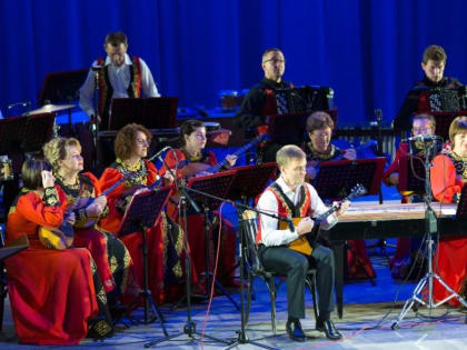 Оркестр "Россияне" представит новую концертную программу "Масленица"