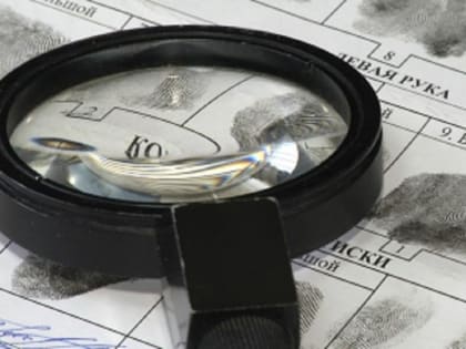 Житель Мичуринска залез в магазин и похитил продукты и 500 рублей