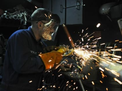 Владимир Путин призвал развивать импортозамещение в России