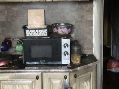 В мичуринской пятиэтажке произошёл пожар: выгорели две комнаты