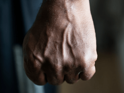 Житель Староюрьевского округа, до смерти покалечивший соседа, предстанет перед судом