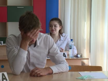 Девятиклассники узнали результаты экзаменов по истории, биологии и физике