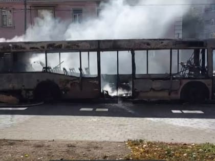 В Тамбове на Московской сгорел пассажирский автобус