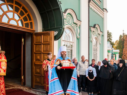 В Тамбове состоялась встреча ковчега с частицей святых мощей Георгия Победоносца