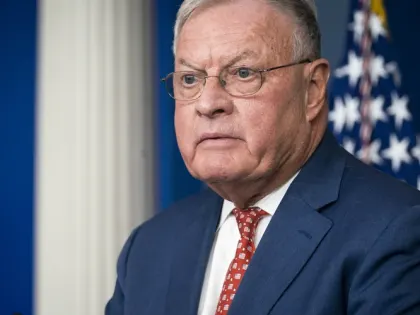 США готовы давить на Украину ради мира с Россией: «правая рука» Трампа раскрыл жесткий план