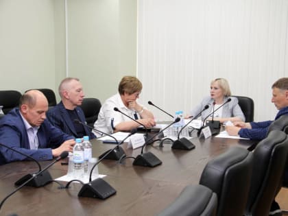 В Тамбовской областной Думе обсудили информацию министерства здравоохранения о реализации нацпроекта «Здравоохранение»