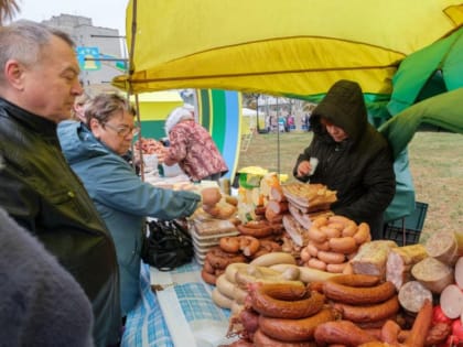 Годовая инфляция в России ускорилась до 10%