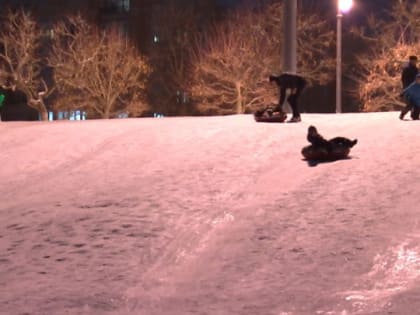 Двое детей получили компрессионный перелом позвоночника, катаясь на ватрушках в Тамбове