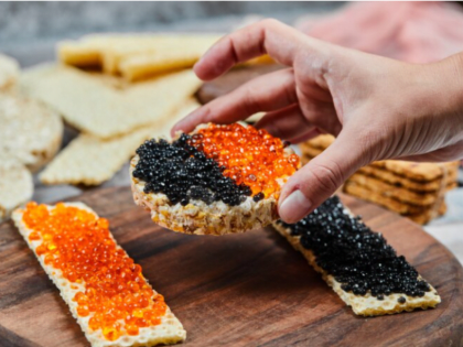 В России начали маркировать красную и черную икру