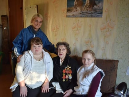 Моршанские молодогвардейцы навестили жительницу блокадного Ленинграда