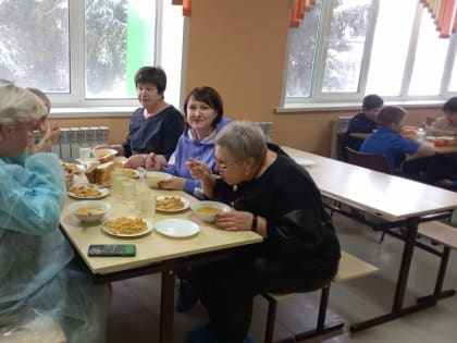 В школах региона проходит мониторинг качества завтраков и обедов для учеников