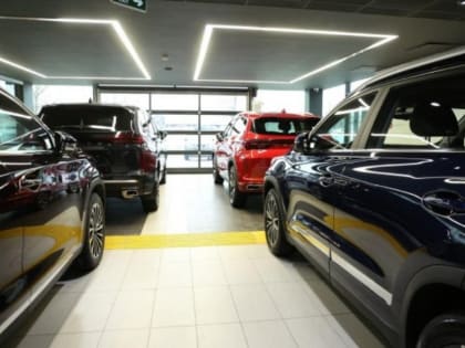 В России снизились продажи легковых автомобилей в 2022 году