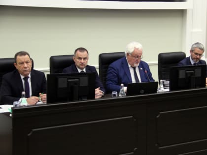 Принят бюджет области на 2025 год и плановый период