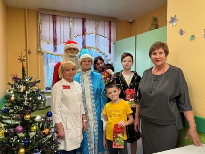 Новогодние подарки для пациентов ТОДКБ