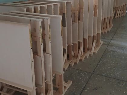 Тамбовская художественная школа закупила 45 мольбертов