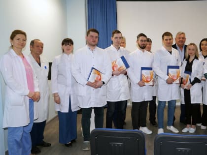 Цикл повышения квалификации врачей-офтальмологов «Ретинопатия недоношенных»