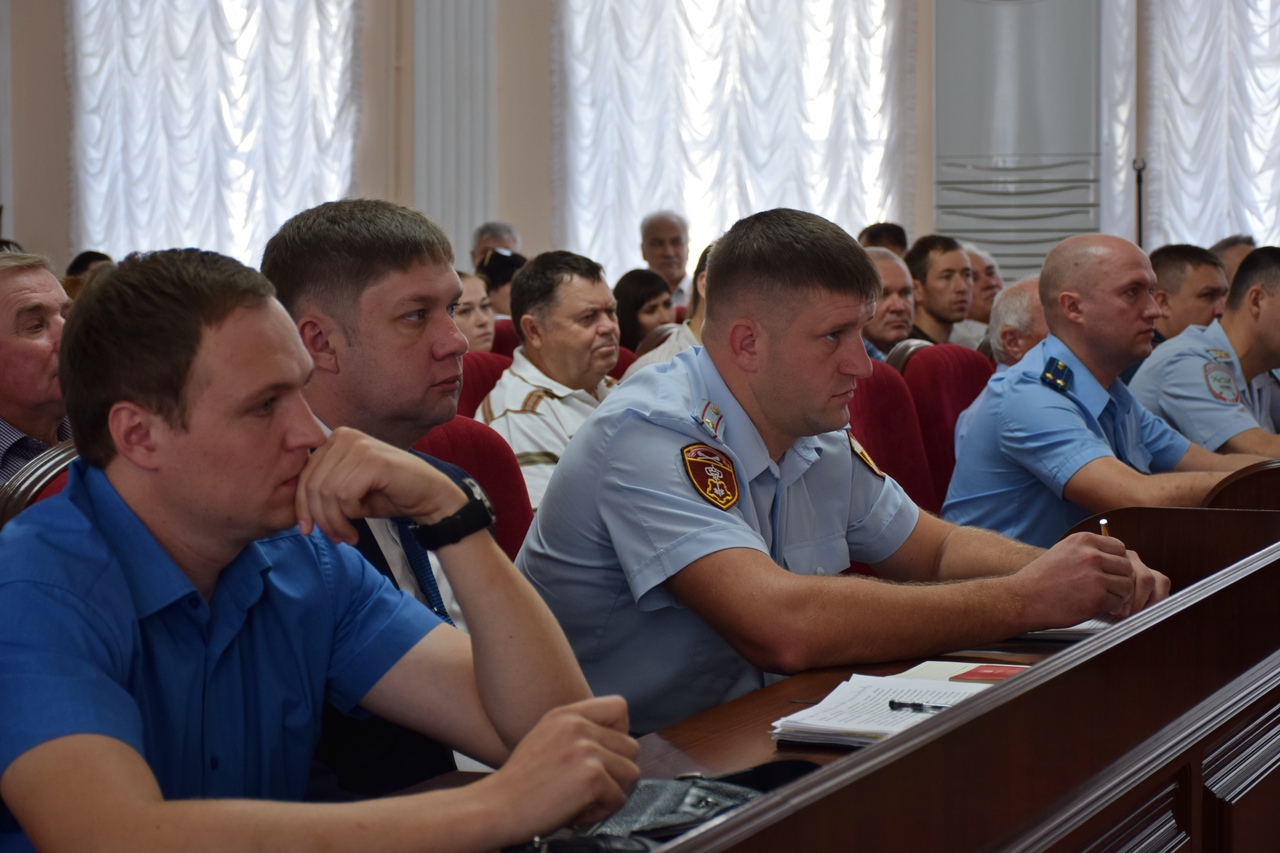 Противодействие прокуратуры экстремизму. Отдел противодействия экстремизму. Заместитель в администрации Тамбова. Начальник отдела по противодействию экстремизму УМВД Тамбов. Центр противодействия экстремизму.