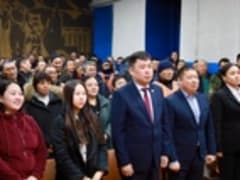 НА ВАС ДЕРЖИТСЯ ГОРОД: МЭР КАРИМ САГААН-ООЛ ПОЗДРАВИЛ РАБОТНИКОВ ЖКХ С ПРОФЕССИОНАЛЬНЫМ ПРАЗДНИКОМ