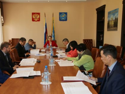 В Верховном Хурале продолжается подготовка к сессионному заседанию