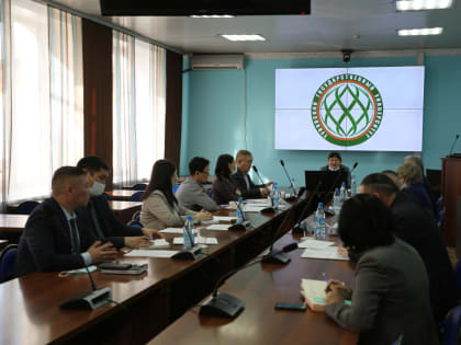 В ТувГУ прошло заседание Попечительского совета университета