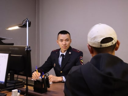 Лучшим участковым Тувы этого года стал Эдуард Минчей из Эрзинского района