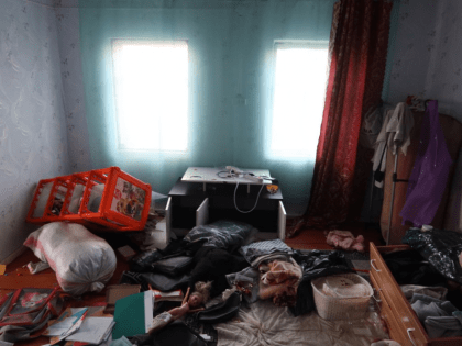 В Чадане маленькие дети забрались в дом новой соседки и разгромили его