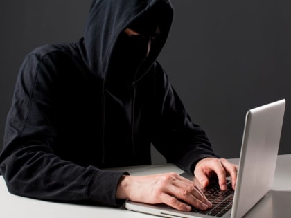 Мошенники могут продать вашу квартиру с помощью «Госуслуг»