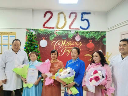 Министр здравоохранения Анатолий Югай побывал в Пий-Хемском кожууне с рабочим визитом