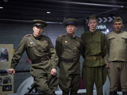 В Туве определили кандидатов на роли в исторической реконструкции проводов тувинских добровольцев-танкистов