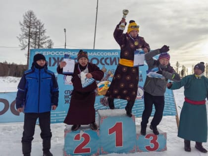 В Туве в день Шагаа 300 человек участовали в XLII открытой Всероссийской массовой лыжной гонке «Лыжня России»