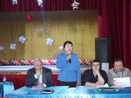 Жители Тандинского кожууна ознакомились с отчетом Правительства Республики Тыва