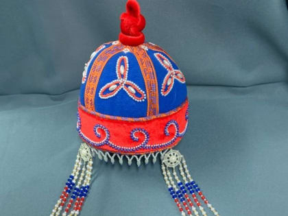 Тувинская национальная шапка запатентована