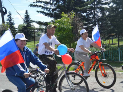 «Сила России»: в Тандинском районе состоялся велопробег