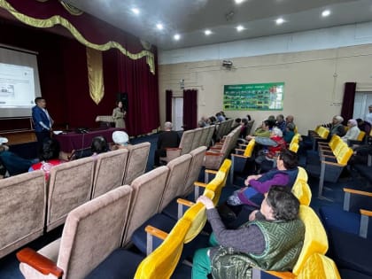 Сегодня на базе Кызылского дома ветеранов состоялся первый обучающий семинар в рамках школы актива «Старшее поколение»