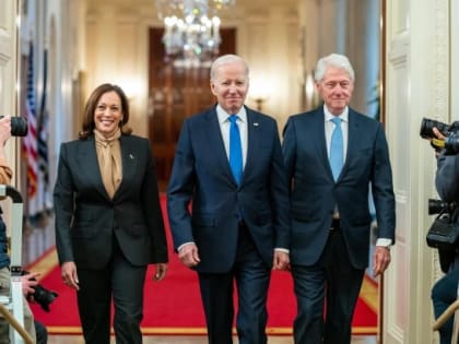 Вице-спикер Мосгордумы считает насмешки над президентом США формой самоуспокоения