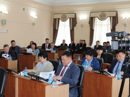 В парламенте Тувы состоялось собрание депутатской фракции «Единая Россия»