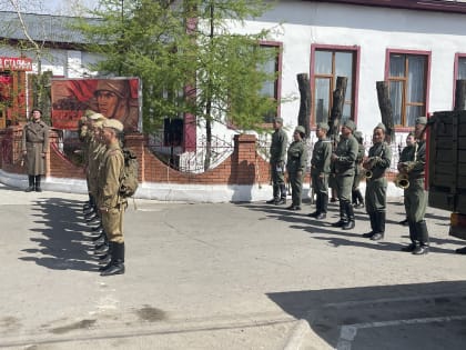 Тувинские танкисты-добровольцы времён ВОВ. Реконструкция.