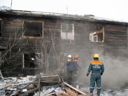 В Туве по факту халатности возбудили уголовное дело после гибели чело-века в аварийном доме