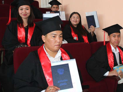 ТувГУ выпустил 139 инженеров в строительстве, транспорте, энергетике, ЖКХ