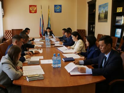 На заседании комитета по бюджету, налогам, экономике и предпринимательству обсуждены вопросы организации публичных слушаний по годовому отчету об исполнении ресбюджета за 2022 год