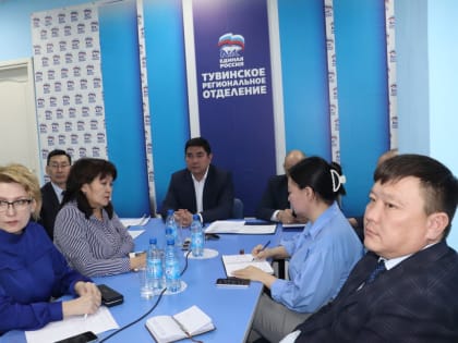 Федеральный штаб «Единой России» и Минпросвещения обсудили капремонт школ