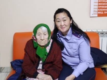 Сотрудник следственного управления посодействовала госпитализации труженицы тыла