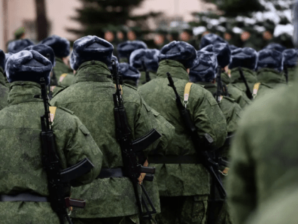 Правительство утвердило дополнительные льготы для семей мобилизованных граждан