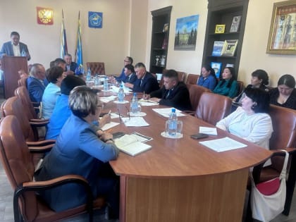 Тувинский региональный исполнительный комитет Партии «Единая Россия» провел семинар для местных отделений