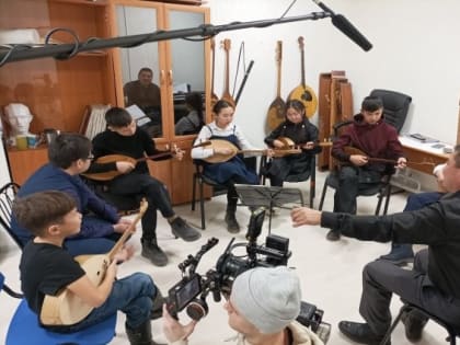 В Красноярске выпустят документальный сериал о традиционной музыке Тувы