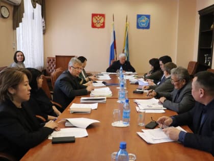 В Туве в рамках партпроекта «Защита животного мира» обсудили вопросы безнадзорных животных