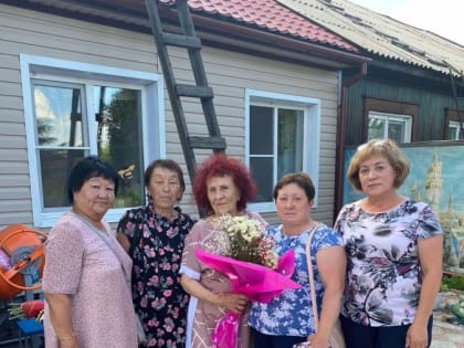 90 лет отмечает Заслуженный работник образования Тувы Надежда Храмова